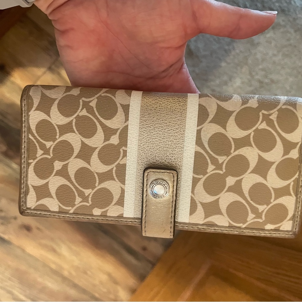 Coach wallet